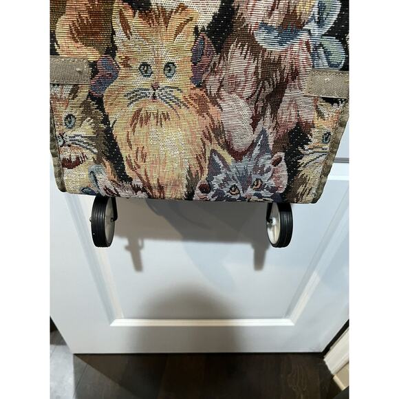 Pioneer Express Bag With Wheels Cat Print Adjustable Strap NWT - Picture 5 of 6